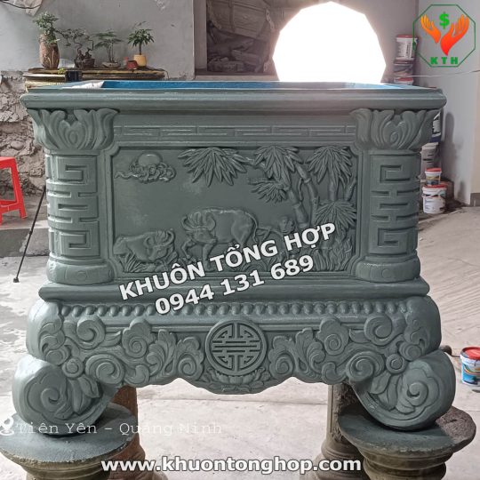 khuôn chậu vuông 80 chân liền