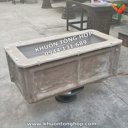 khuôn chậu chữ nhật xi măng nhẹ